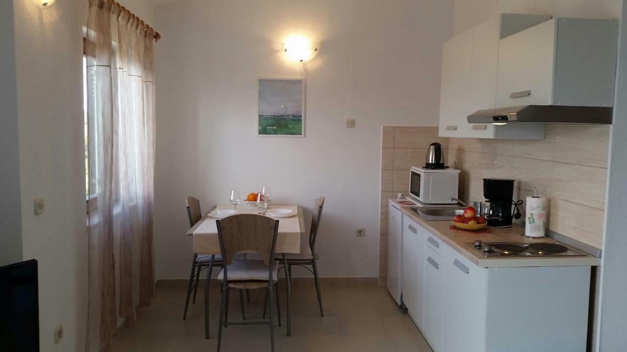 Apartman Ivanica Jezera Exterior foto
